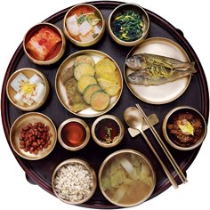엄마의 밥상, 할머니의 주걱 K-푸드로 세계를 치유하다