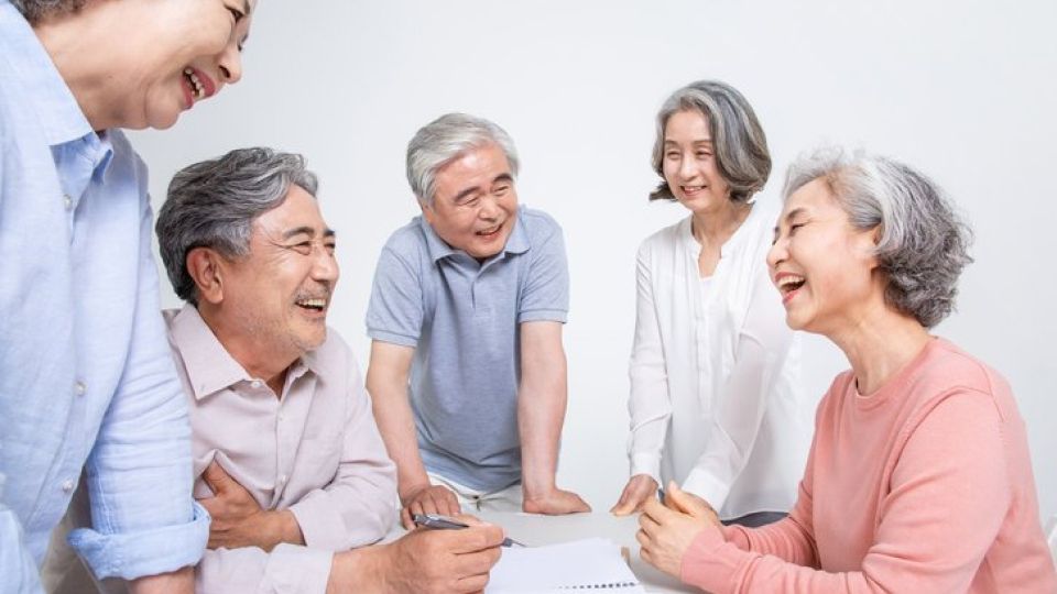 고령사회를 위한 우리의 태도와 정책방향